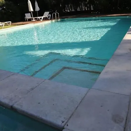 Lagos, Meia Beach, Marina