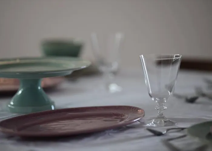 Lagos, Meia Beach, Marina